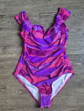 Swimsuits For All Pink Purple Ruching One Piece Swimsuit Bathing Suit. Size 12
